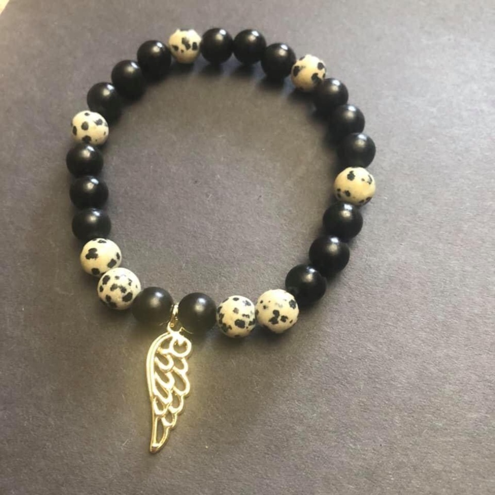 Bracelets - Picture 15 of 16